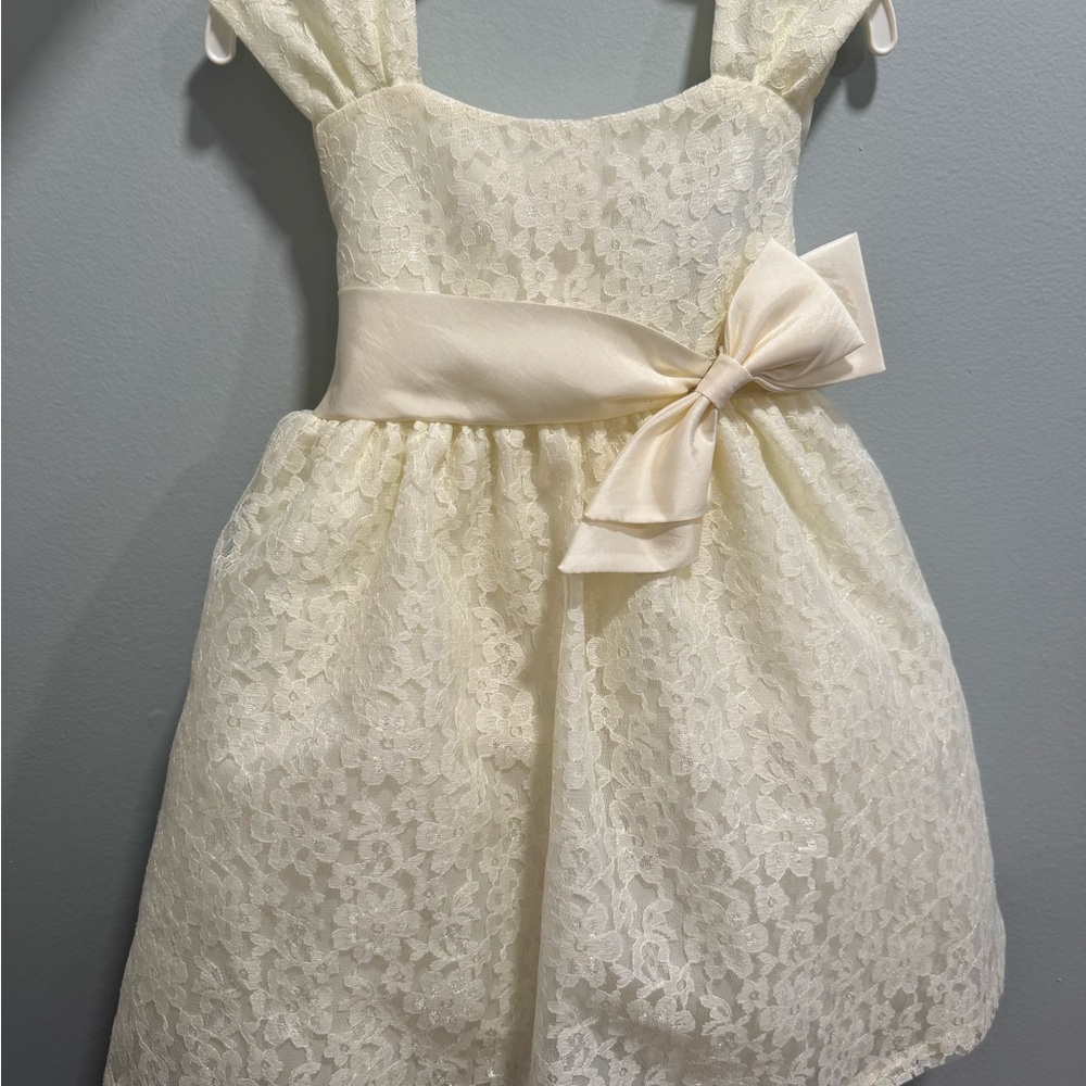 Elegant Cream Lace Kids Dress with Bow and Lace Shrug